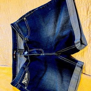 Love Indigo shorts 18w very good condition